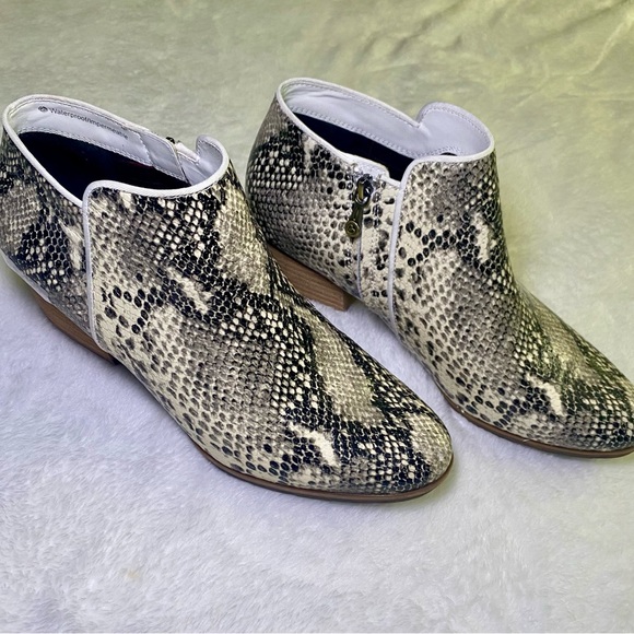 Blondo Women's Villa Waterproof Ankle Bootie. 100% leather Size 9.5. NWO… - Picture 2 of 14